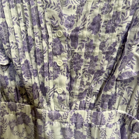 BB Dakota lavender floral mini dress in pristine condition, size medium - Picture 4 of 7